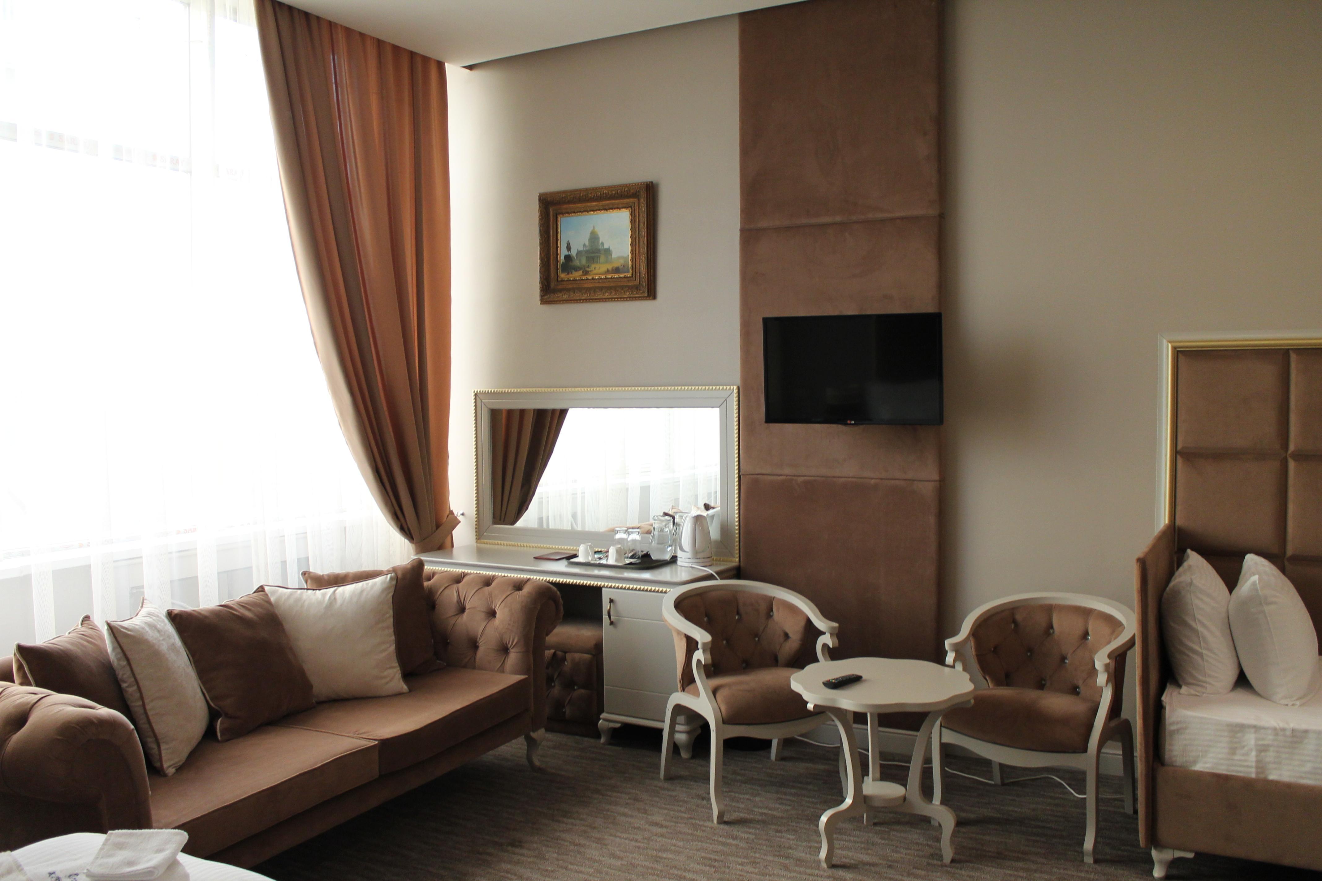 Grand Sapphire Hotel Almaty Extérieur photo