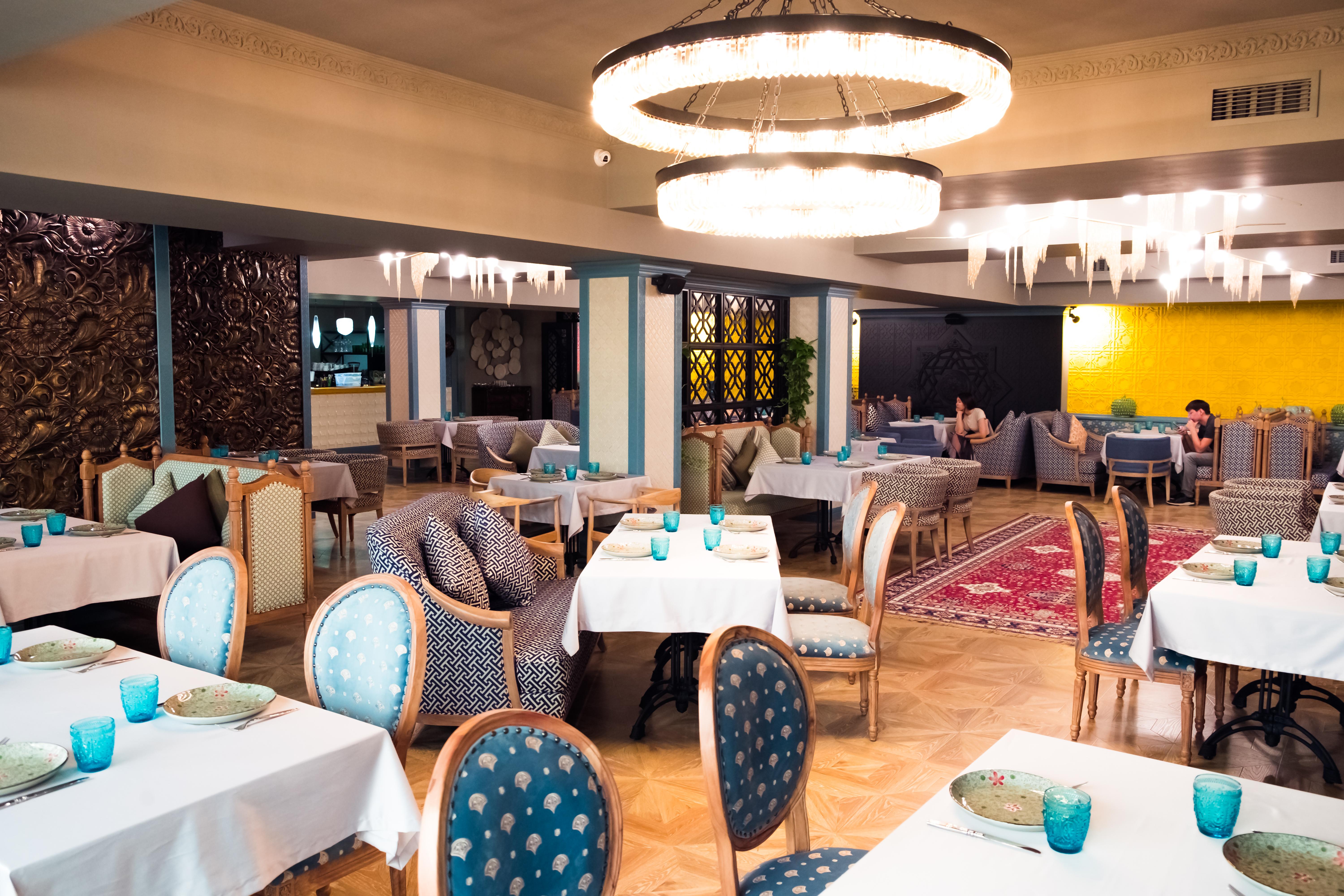 Grand Sapphire Hotel Almaty Extérieur photo