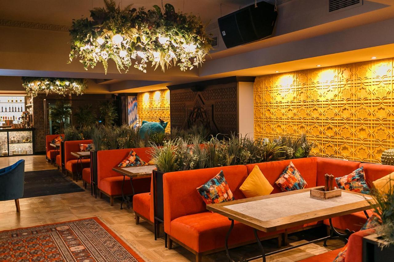 Grand Sapphire Hotel Almaty Extérieur photo